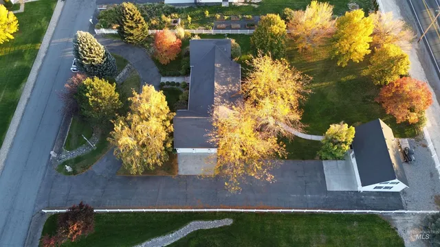 $995,000 | 3711 North 2506 East, Twin Falls, ID 83301