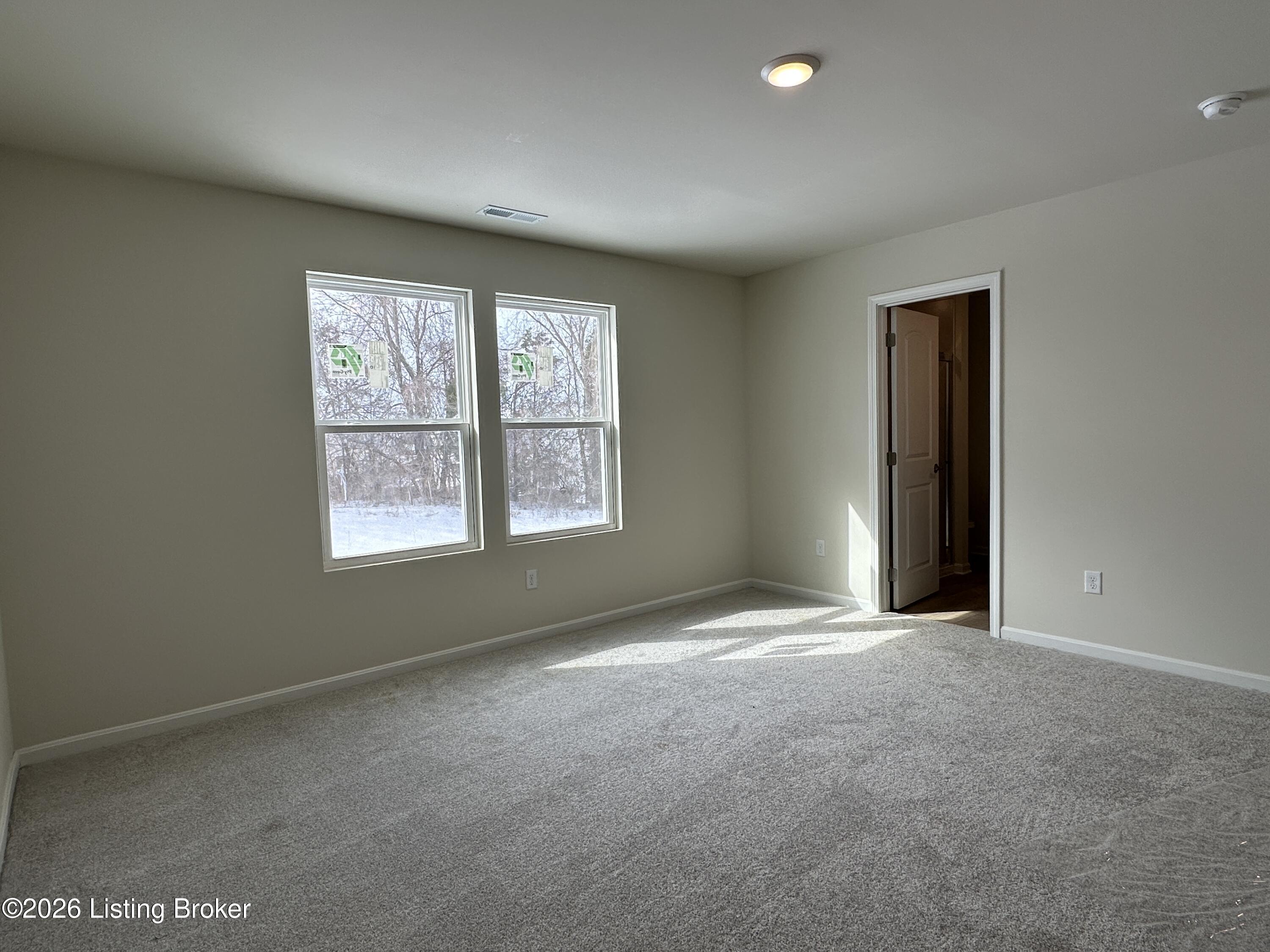 8302 Fairmount Road Louisville, KY 40228 - Photo 25 of 49 Primary bedroom