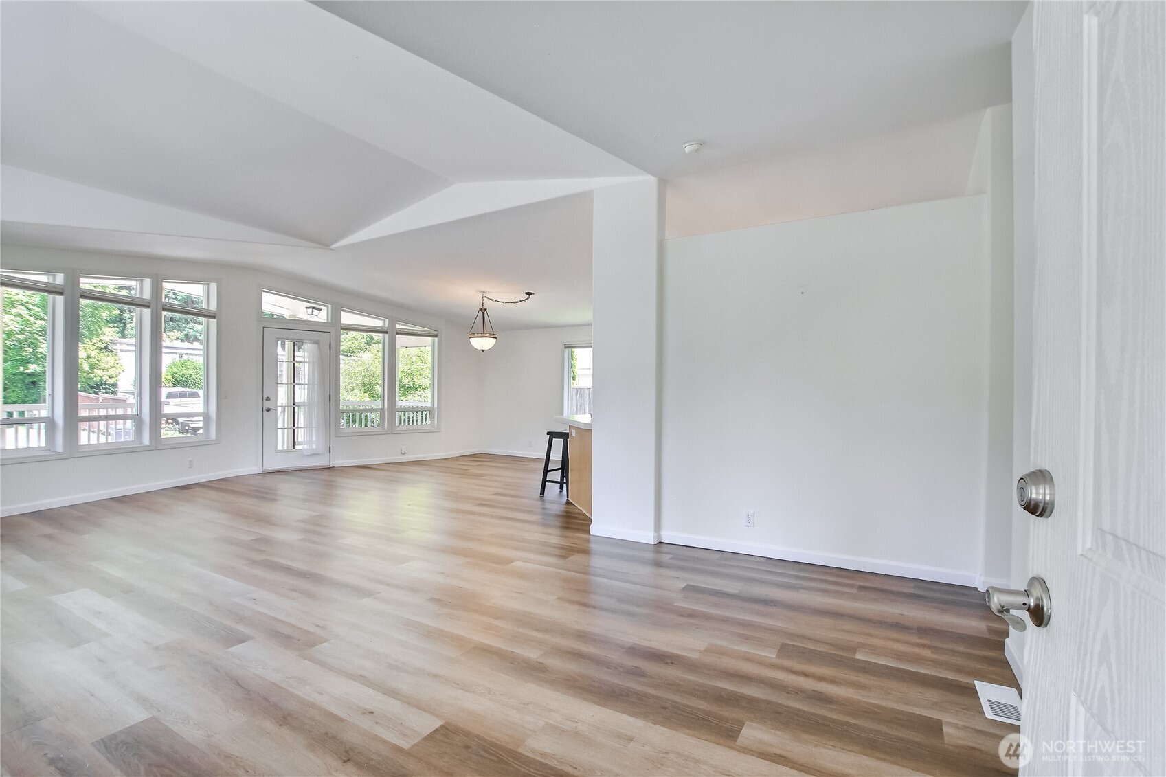 3232 206th Place Southeast Bothell, WA 98012 - Photo 3 of 34