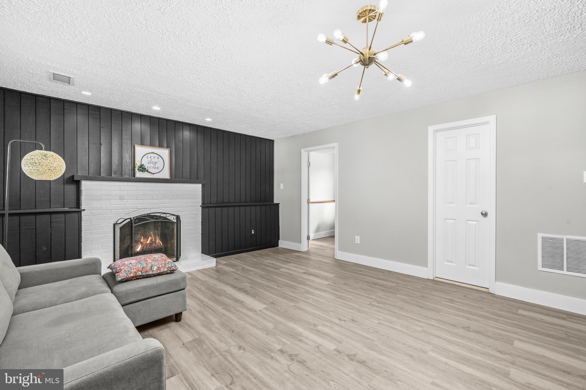 12670 Magna Carta Road Herndon, VA 20171 - Photo 28 of 56