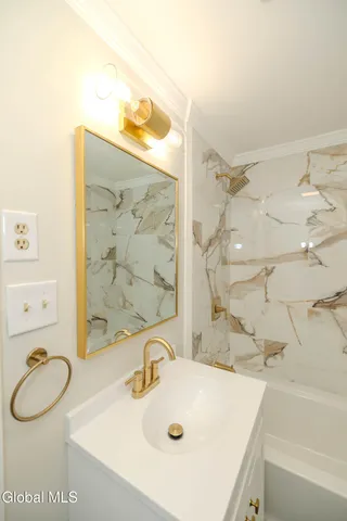 $165,000 | 78 Spruce Street, Schenectady, NY 12304