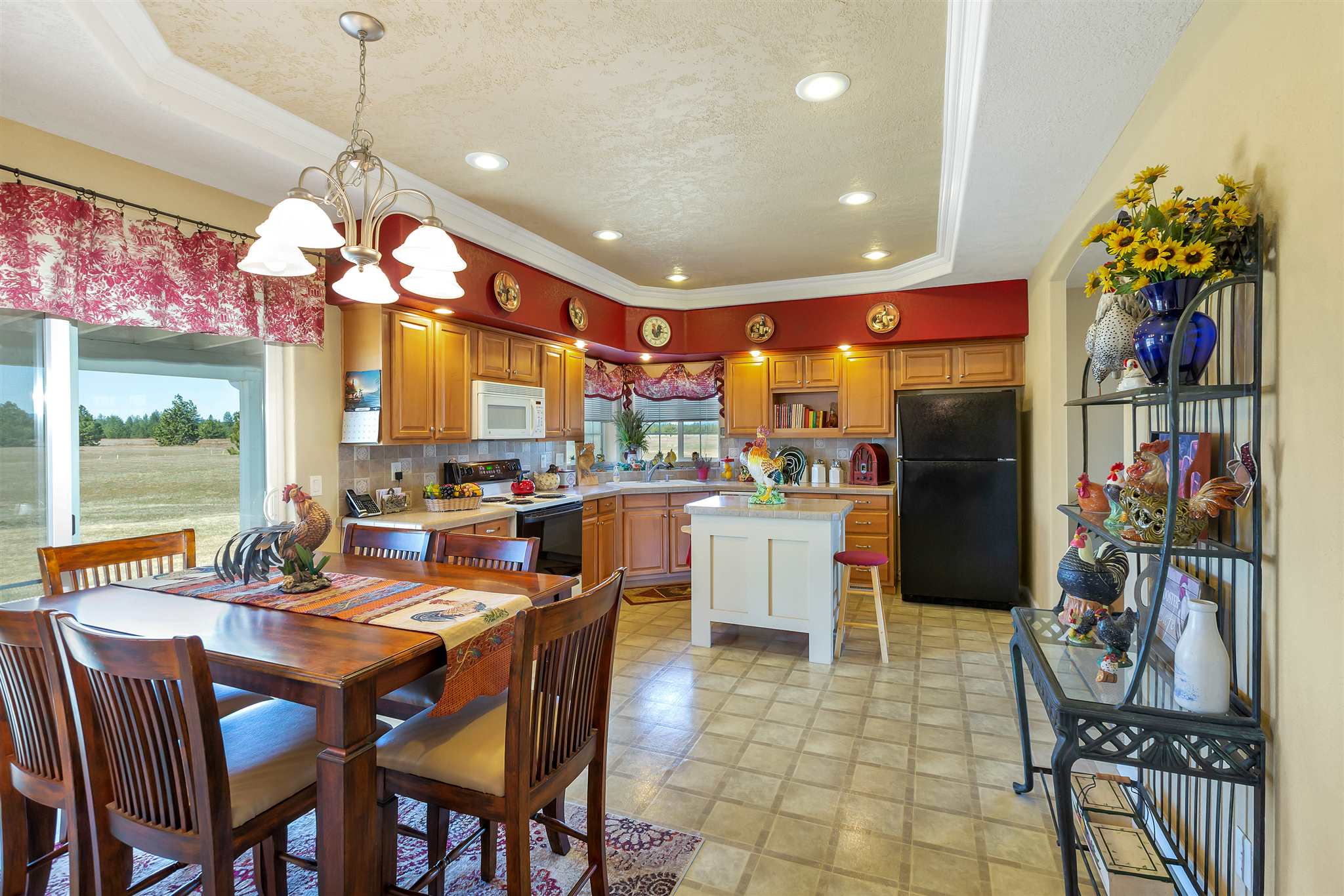 35415 North Cedar Road Deer Park, WA 99006 - Photo 16 of 49 Gallery Image 16