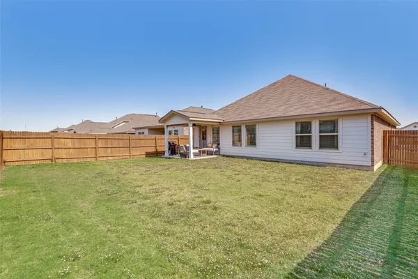 $2,250 | 809 San Marcos Street, Manor, TX 78653