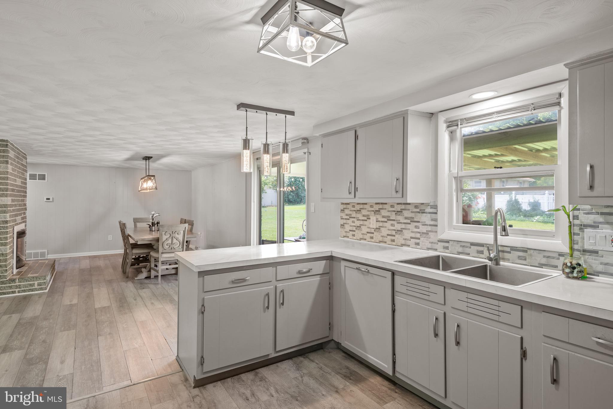 850 Cape Horn Road York, PA 17402 - Photo 19 of 33 Kitchen