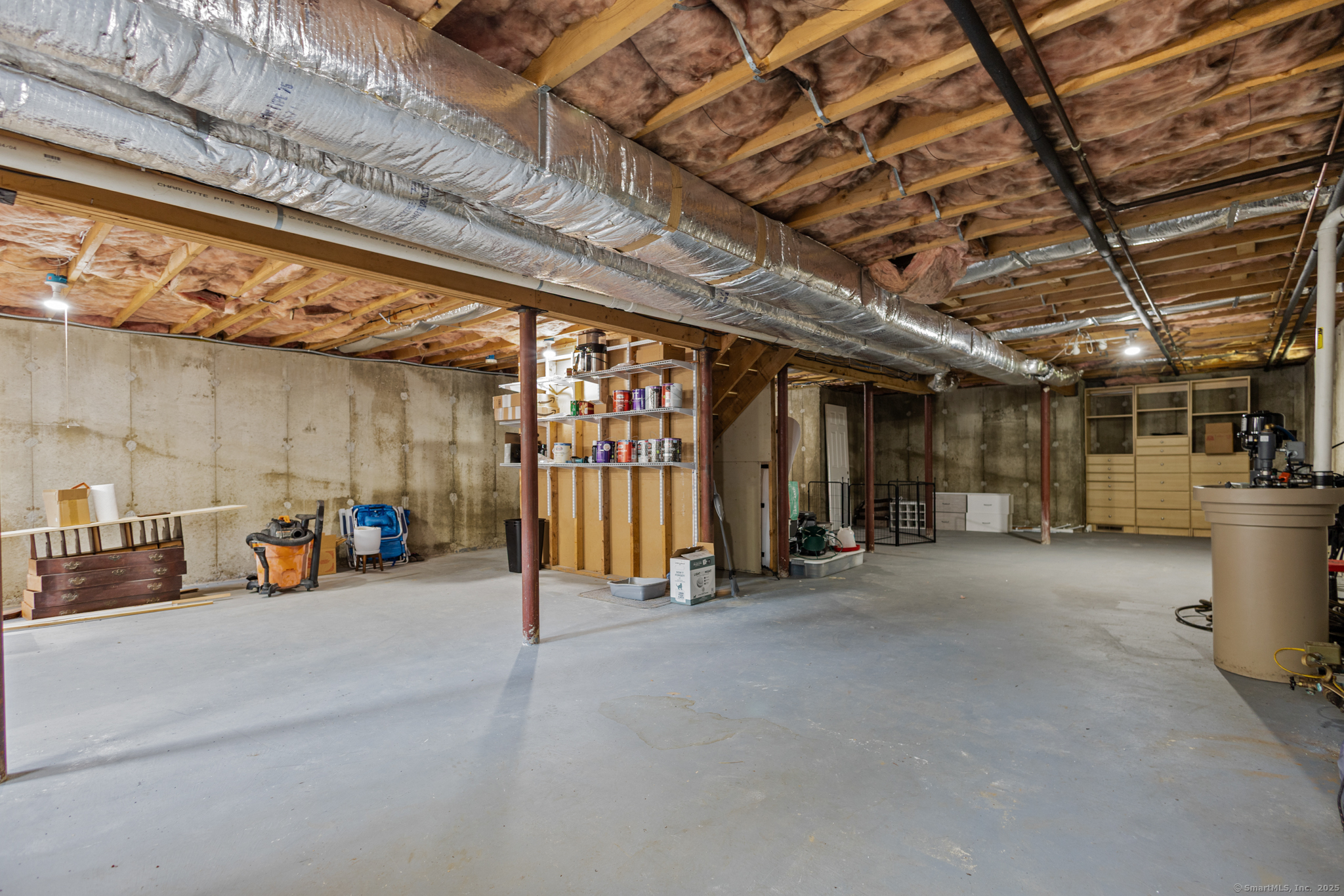 433 Fabyan Road Thompson, CT 06255 - Photo 29 of 39 a view of a garage with an chairs