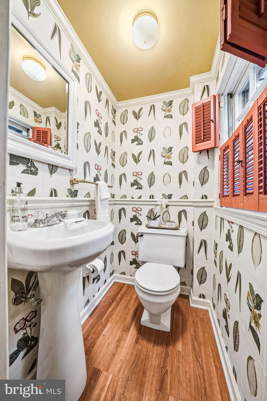 305 Gulph Hills Road Wayne, PA 19087 - Photo 22 of 49 Powder Room- in Great Room