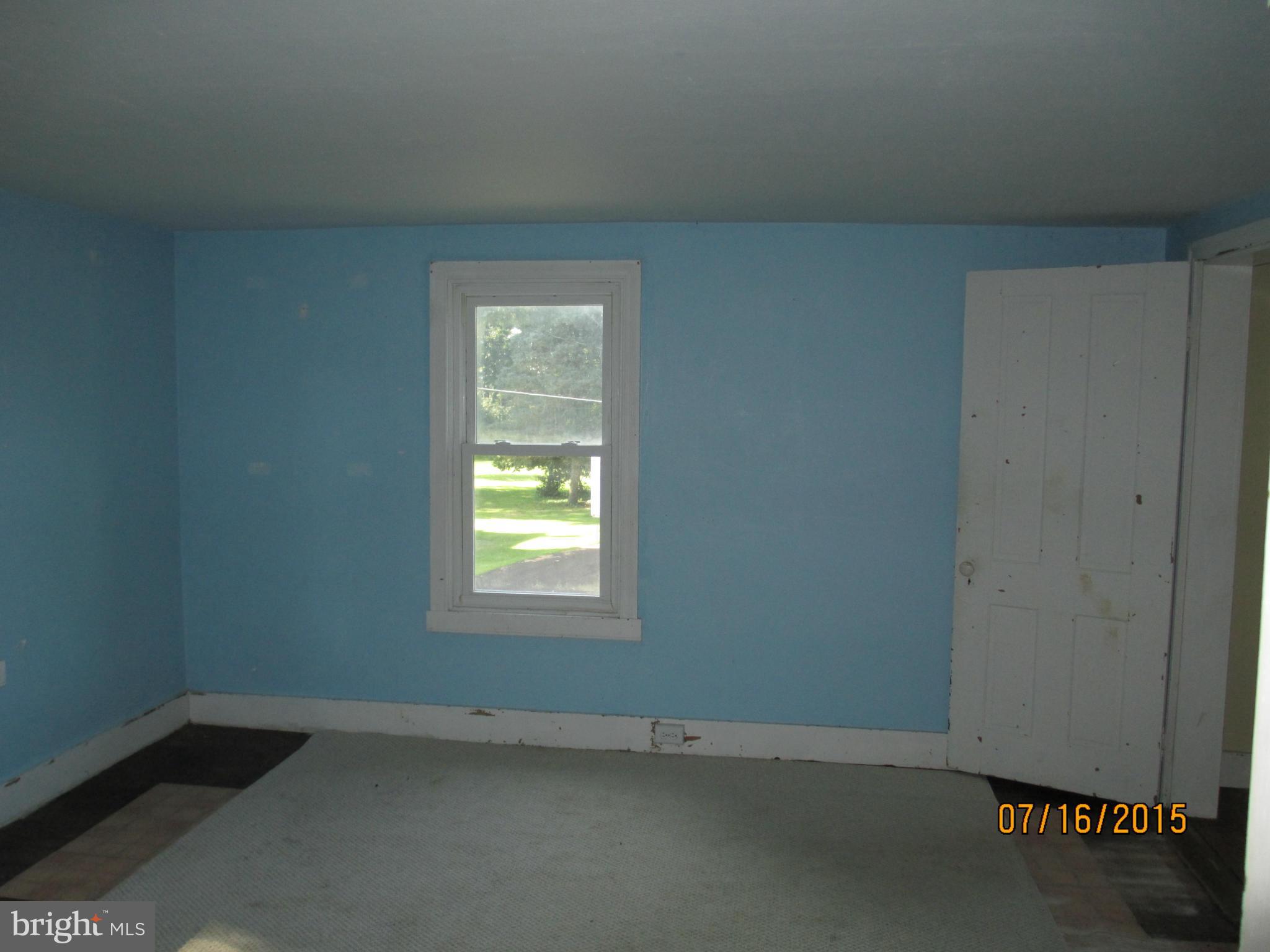 6213 Manor Woods Road Frederick, MD 21703 - Photo 14 of 17 Interior (General)