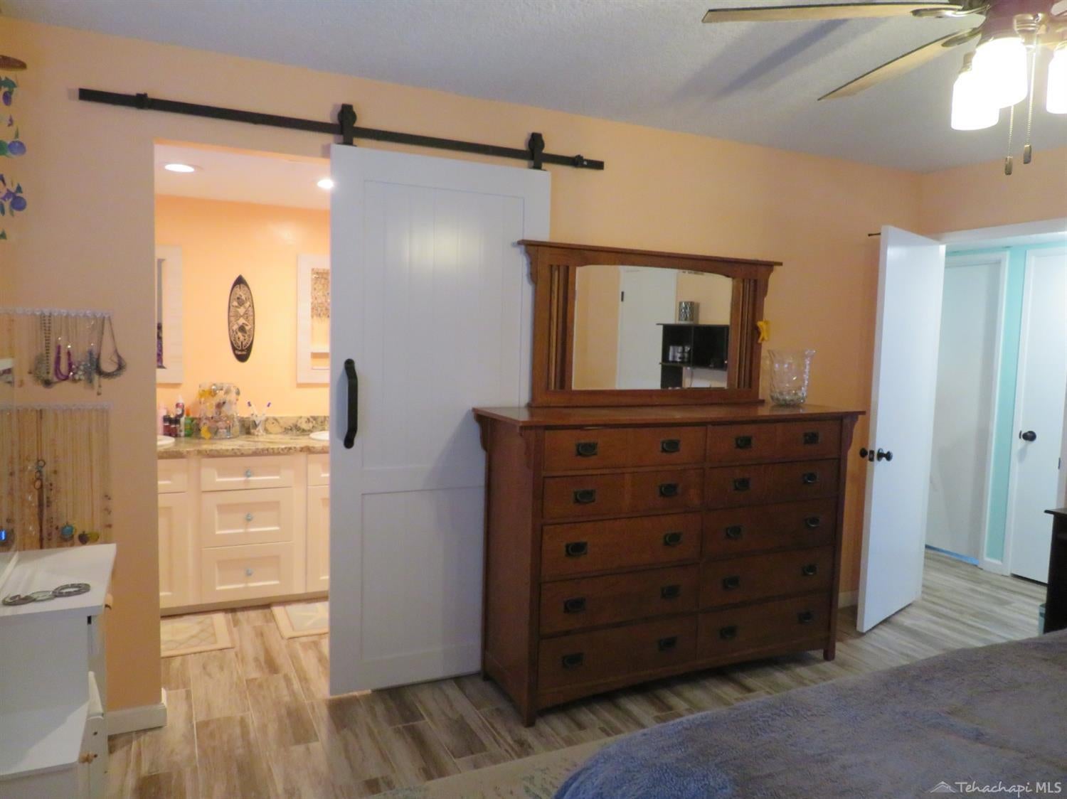 19700 Meadows Road Tehachapi, CA 93561 - Photo 11 of 20 Gallery Image 11