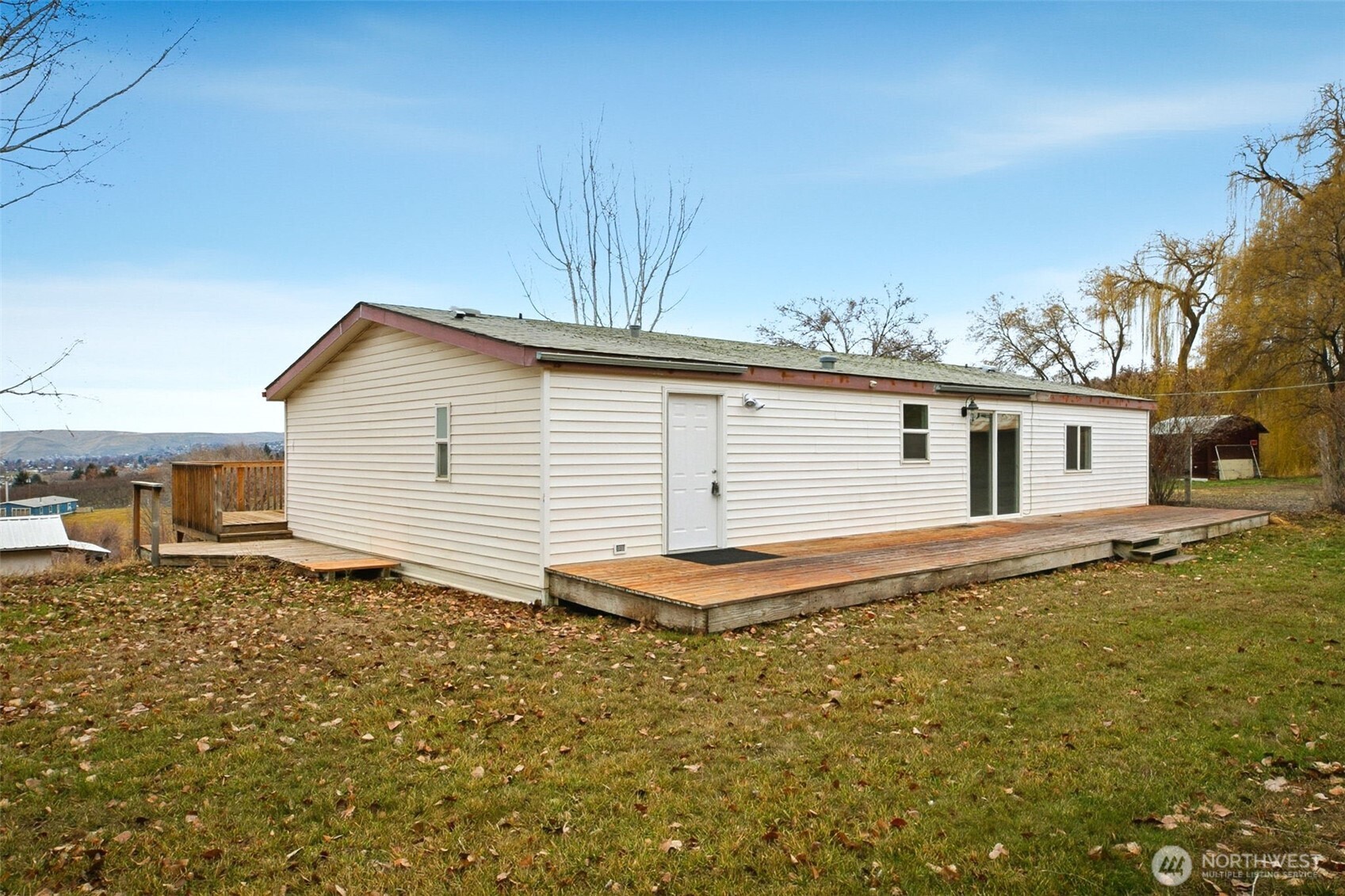 140 Duim Road Selah, WA 98942 - Photo 3 of 22