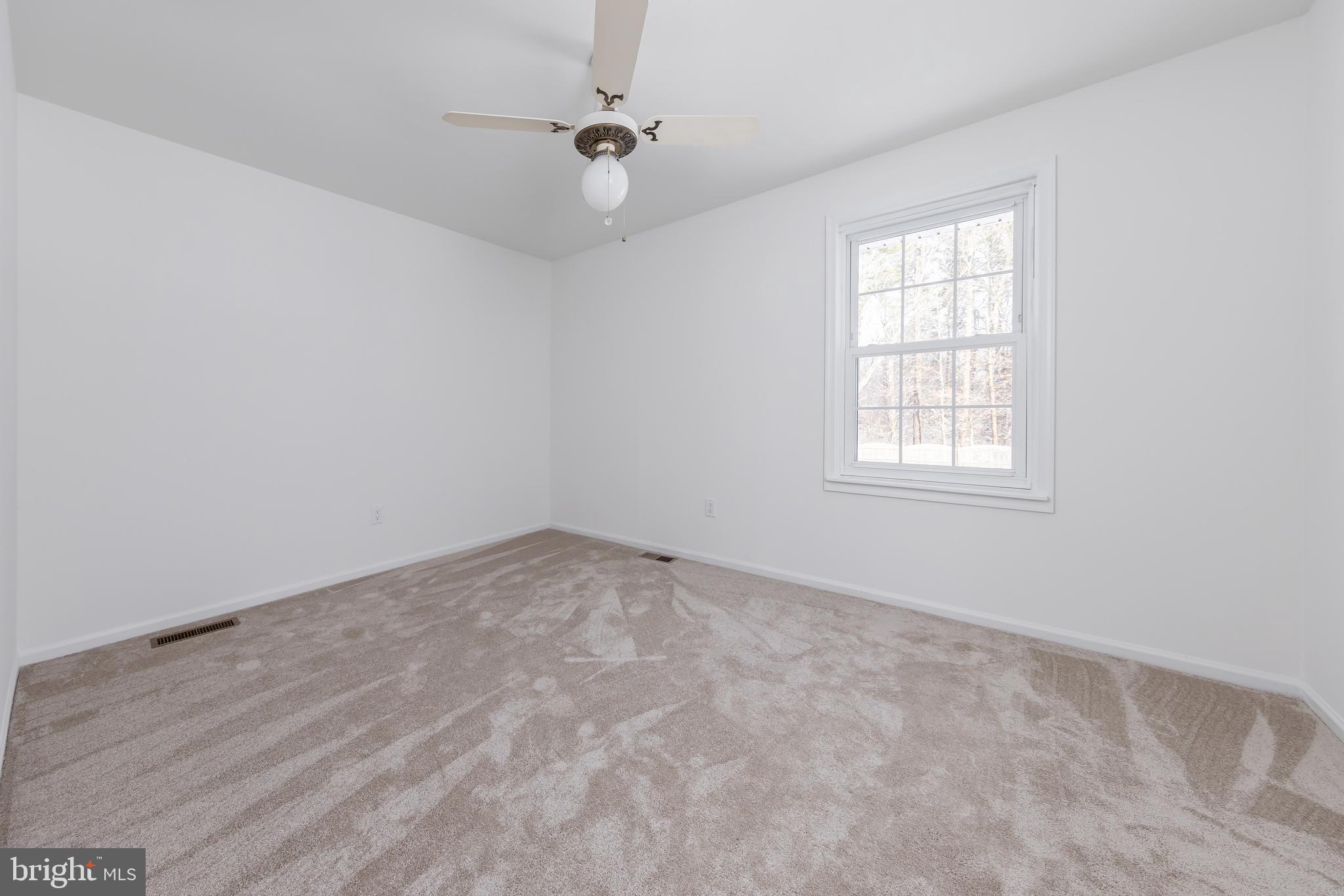 2 Debras Lane Sicklerville, NJ 08081 - Photo 15 of 22