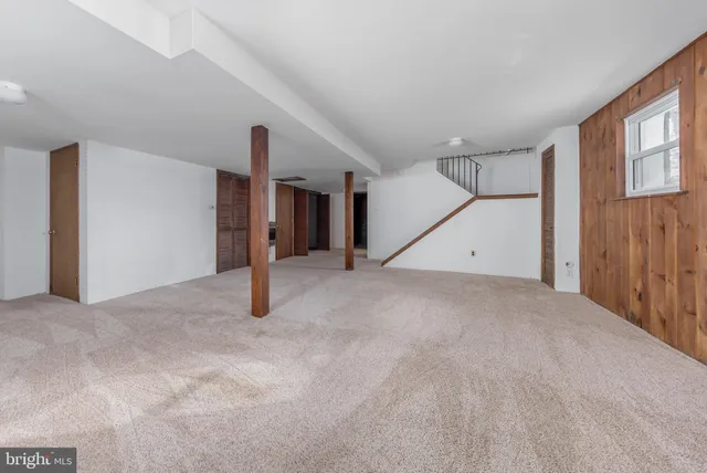 $375,000 | 2 Debras Lane, Sicklerville, NJ 08081