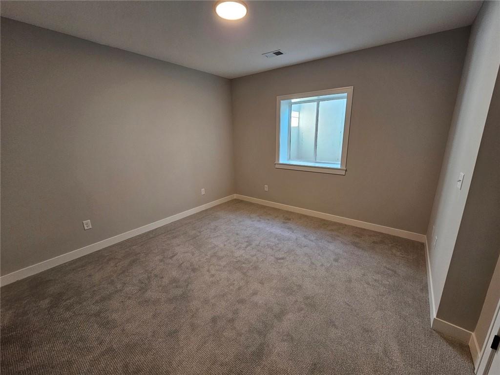 11211 South Gleason Road Olathe, KS 66061 - Photo 18 of 31