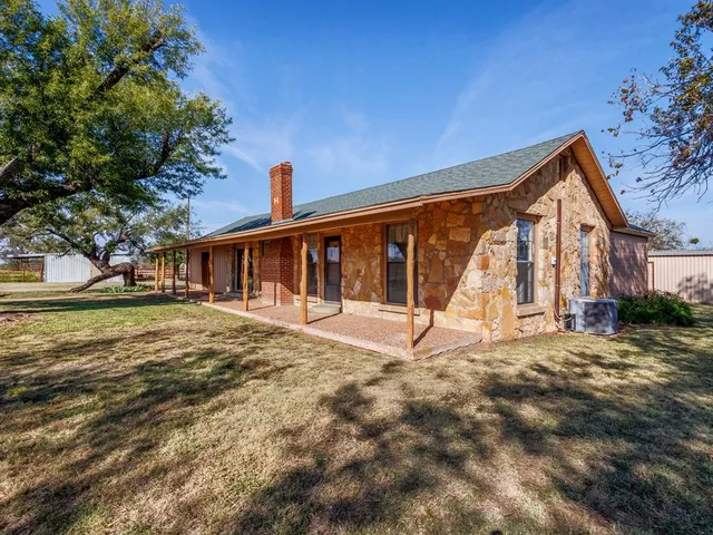 $234,000 | 348 Highway 153, Coleman, TX 76834