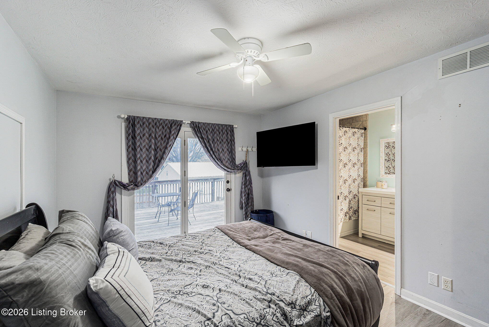 1304 Alton Road Lawrenceburg, KY 40342 - Photo 15 of 32 015_file_862