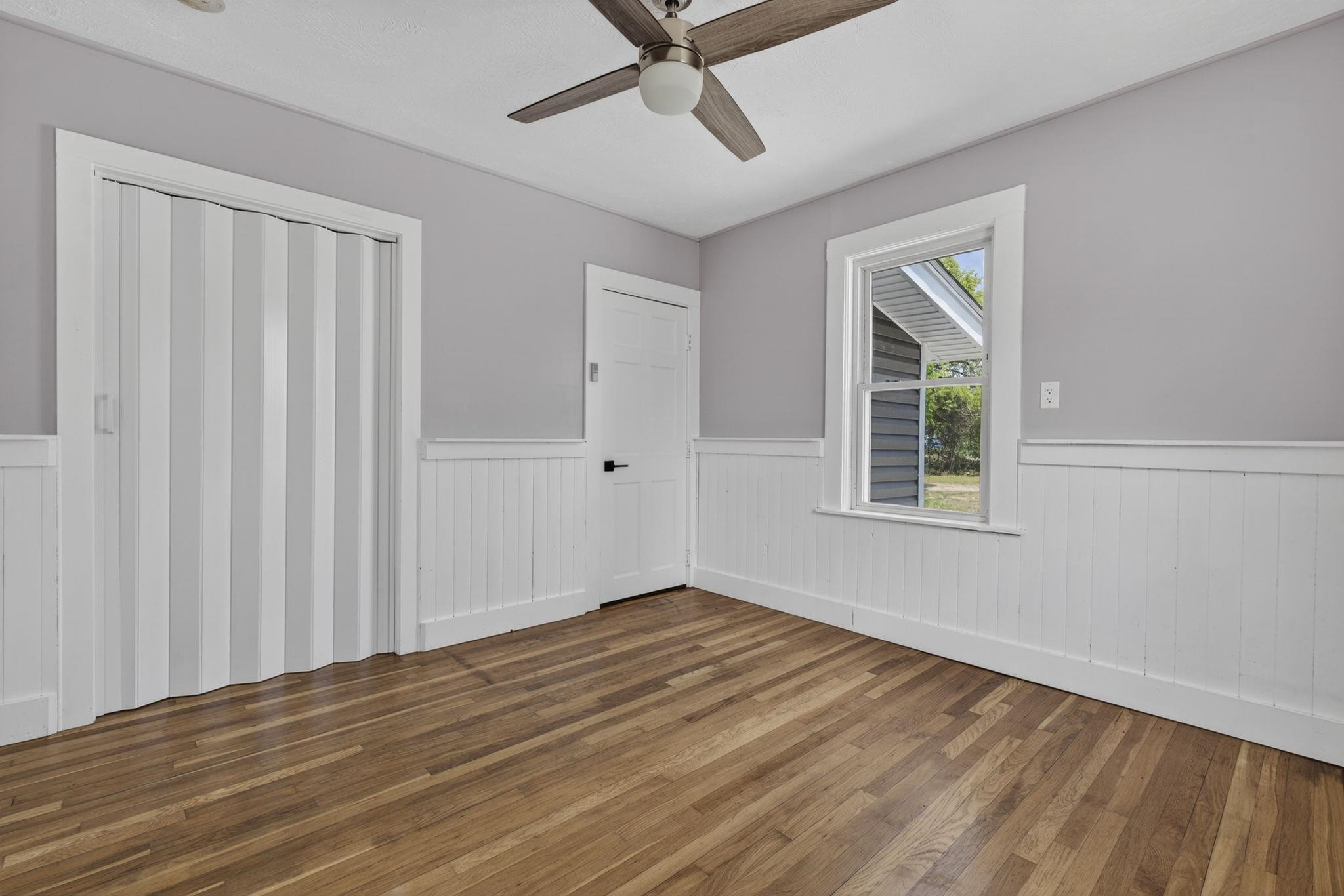 58 Lowell Road Hudson, NH 03051 - Photo 19 of 48