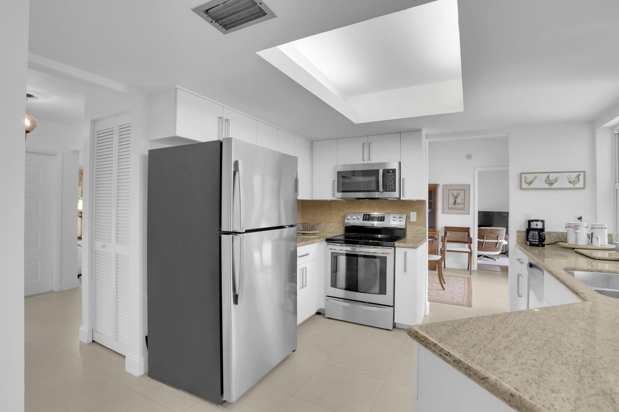 2439 Northwest 30th Street Boca Raton, FL 33431 - Photo 12 of 36 9-web-or-mls-0E2A5693