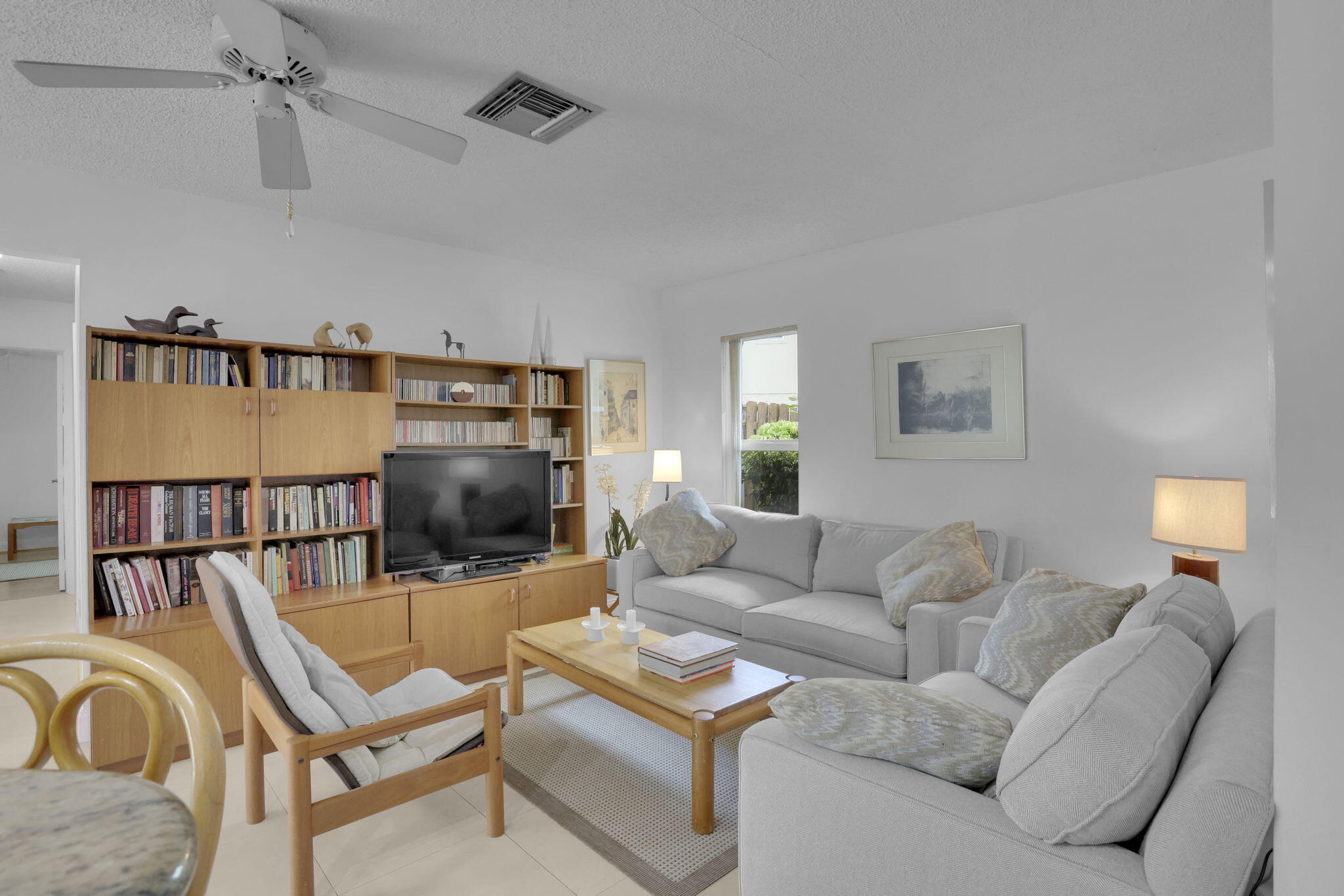 2439 Northwest 30th Street Boca Raton, FL 33431 - Photo 15 of 36 18-web-or-mls-0E2A5738