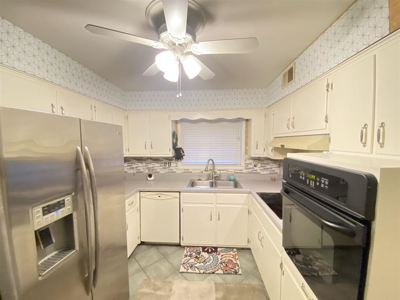 3091 Scotland Road Memphis, TN 38128 - Photo 3 of 15