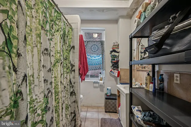 a view of walk in closet