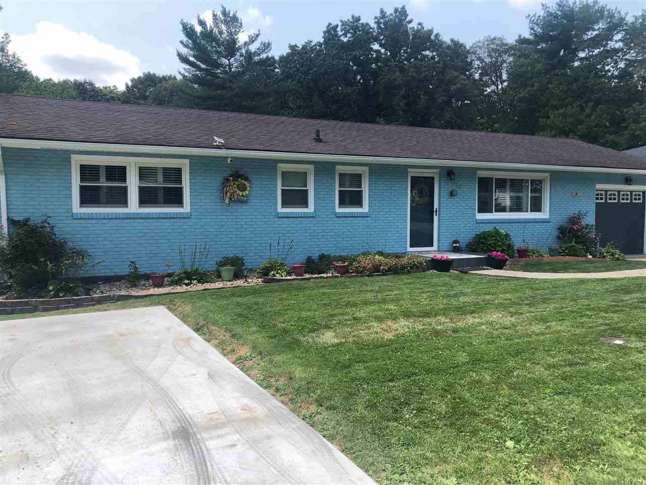 218 Robin Road Russell, KY 41169 - Photo 1 of 1 Gallery Image 1