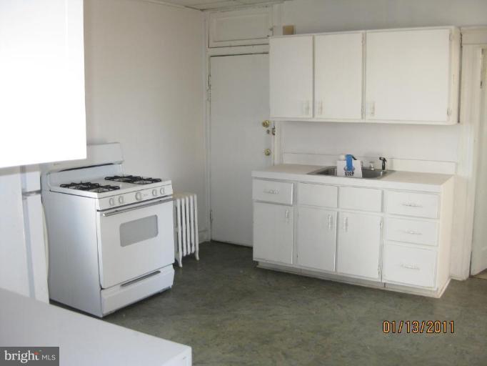 2701 Allendale Road Baltimore, MD 21216 - Photo 11 of 16 Kitchen