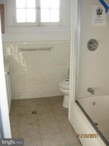 2701 Allendale Road Baltimore, MD 21216 - Photo 5 of 16 Bath #1