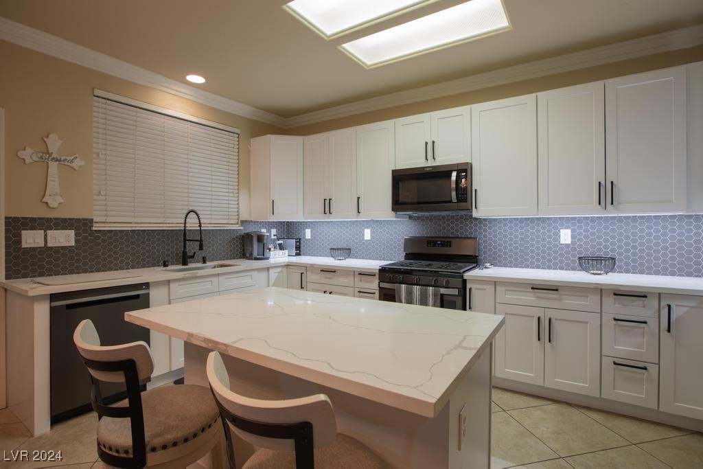 255 Timber Hollow Street Henderson, NV 89012 - Photo 11 of 68