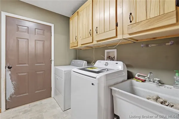 $510,000 | 5611 Highway 11, Elizabeth, IN 47117