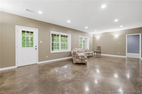$510,000 | 5611 Highway 11, Elizabeth, IN 47117