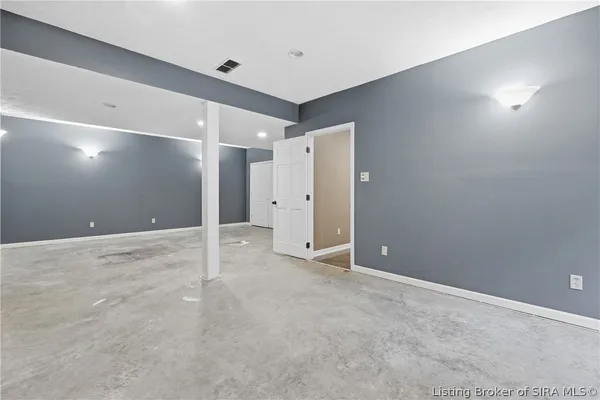 $510,000 | 5611 Highway 11, Elizabeth, IN 47117