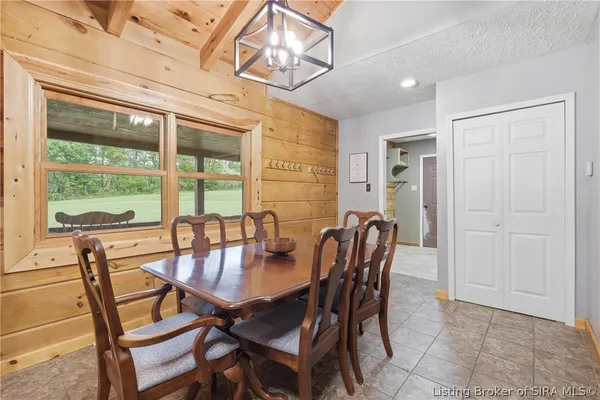 $510,000 | 5611 Highway 11, Elizabeth, IN 47117