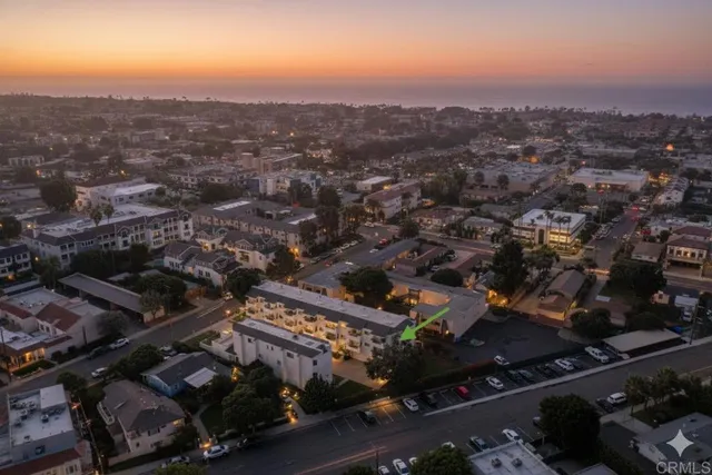 $1,195,000 | 880 Home Avenue, Unit G, Carlsbad, CA 92008