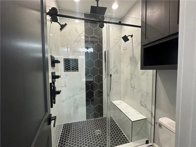 $390,000 | 5077 North Oakland Lane, Bryan, TX 77808