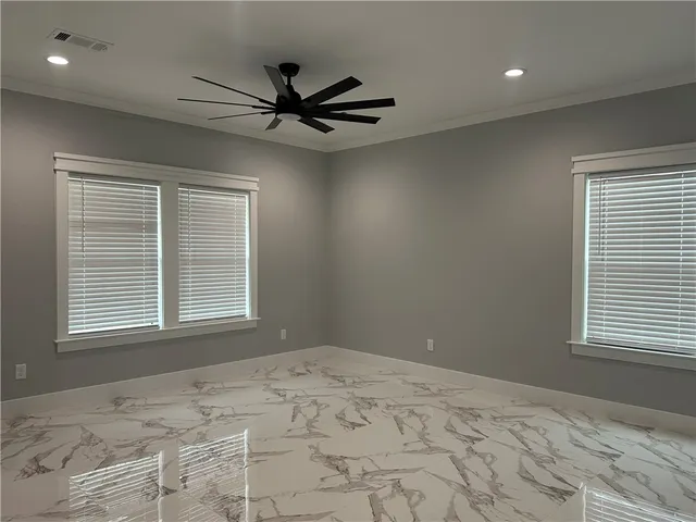 $390,000 | 5077 North Oakland Lane, Bryan, TX 77808