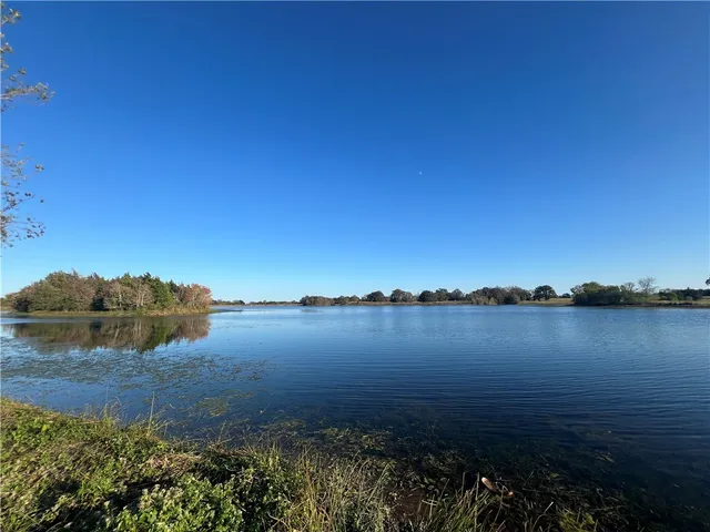 $390,000 | 5077 North Oakland Lane, Bryan, TX 77808