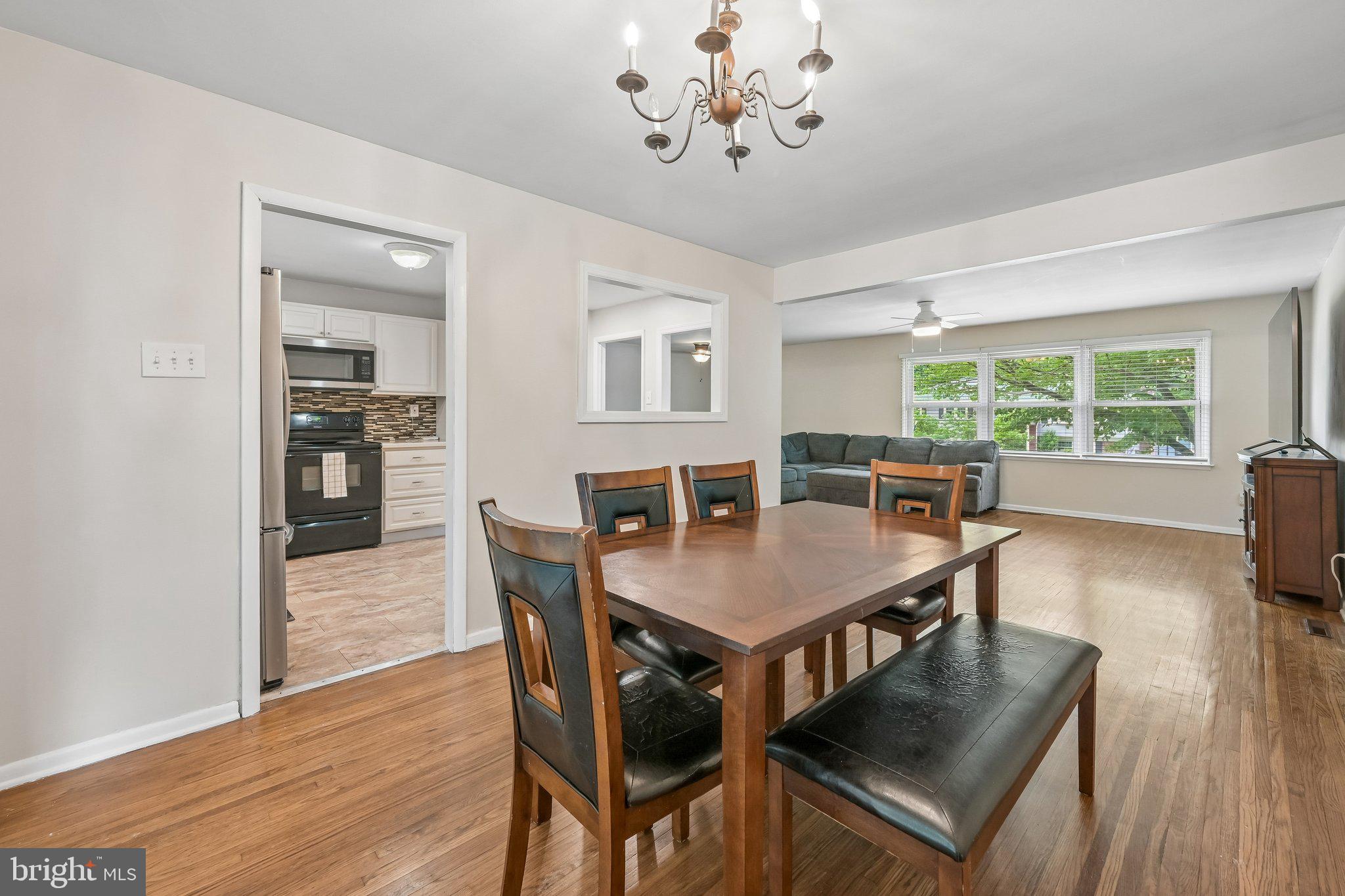 114 Chatham Road Mount Laurel, NJ 08054 - Photo 9 of 25