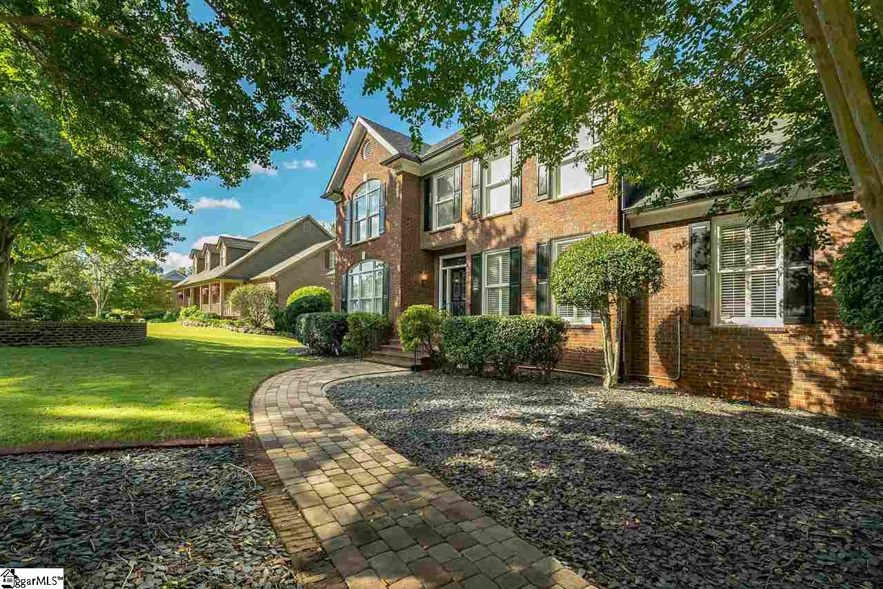 138 Sun Meadow Road Greer, SC 29650 - Photo 2 of 36 Gallery Image 2