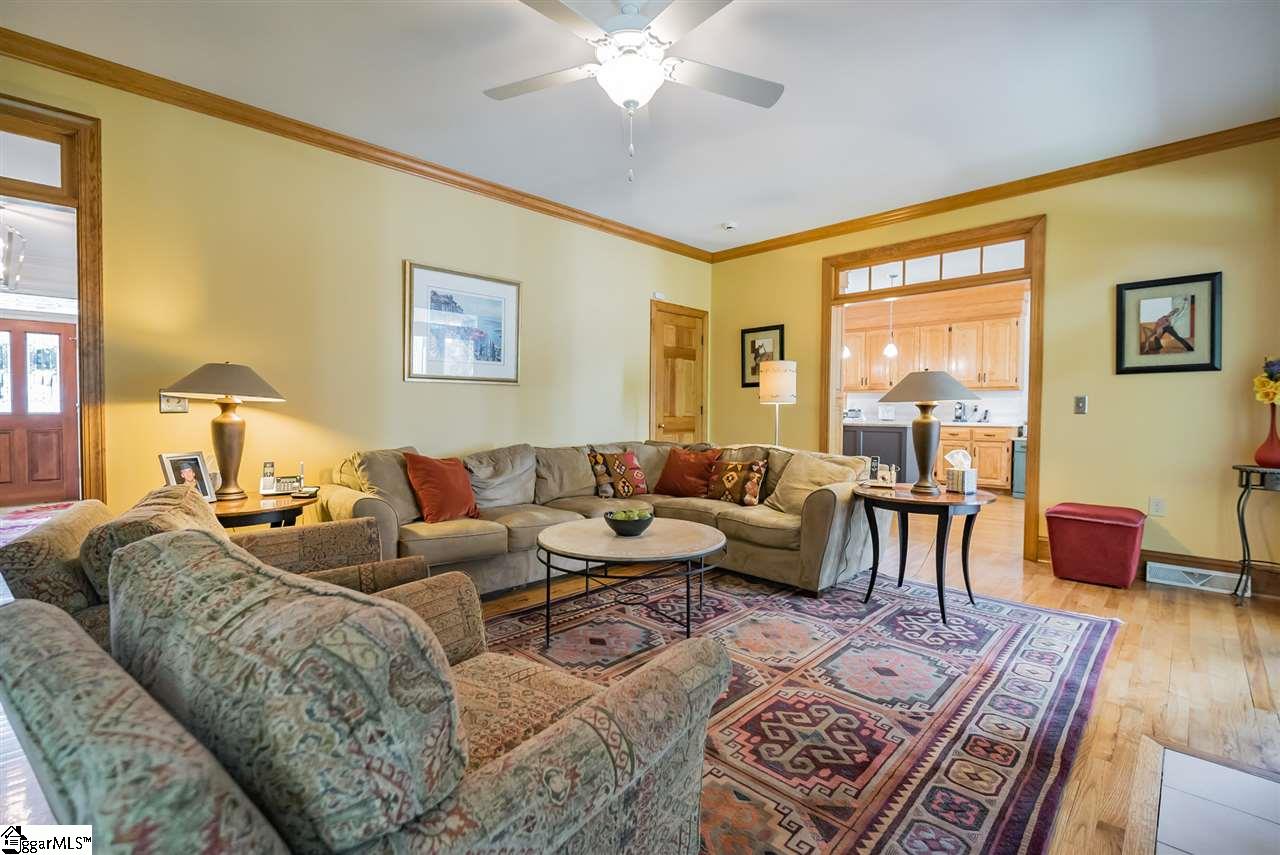 138 Sun Meadow Road Greer, SC 29650 - Photo 8 of 36 Gallery Image 8