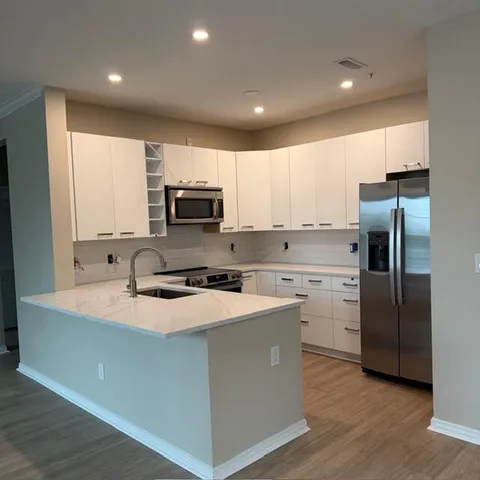 $2,000 | 130 River Landing Drive, Unit 9215, Charleston, SC 29492