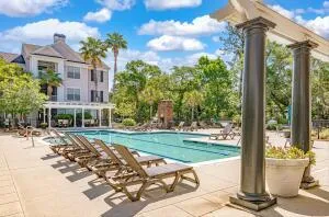 $1,975 | 130 River Landing Drive, Unit 9215, Charleston, SC 29492