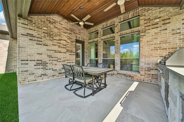 $670,000 | 343 Twilight Toast Drive, Conroe, TX 77304