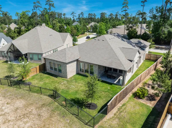 $670,000 | 343 Twilight Toast Drive, Conroe, TX 77304