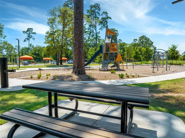 $670,000 | 343 Twilight Toast Drive, Conroe, TX 77304