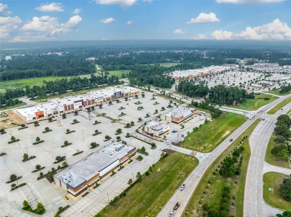 $670,000 | 343 Twilight Toast Drive, Conroe, TX 77304