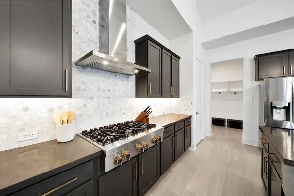 $670,000 | 343 Twilight Toast Drive, Conroe, TX 77304