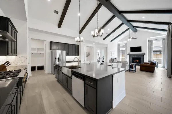 $670,000 | 343 Twilight Toast Drive, Conroe, TX 77304