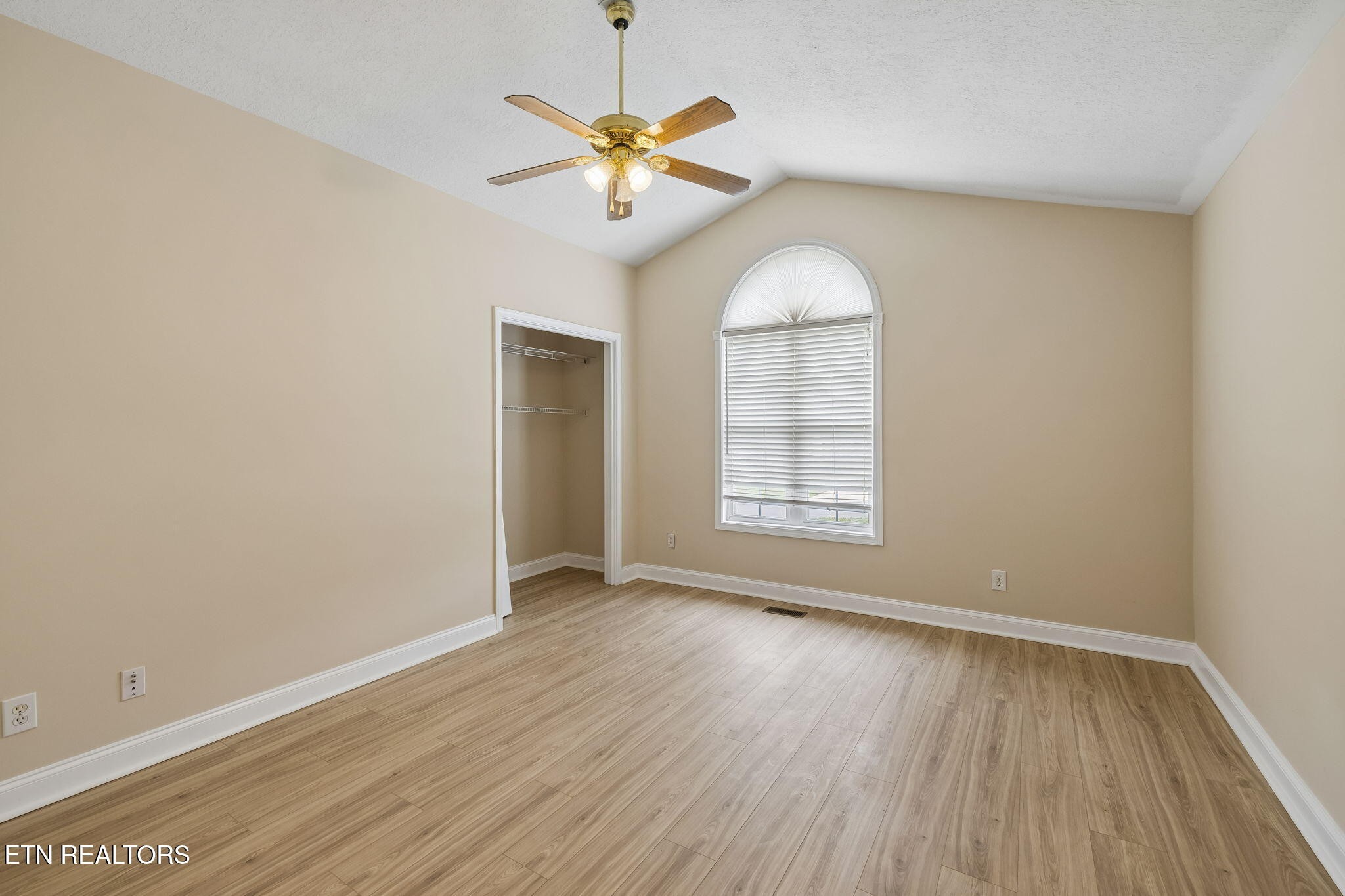 124 Huntington Lane Heiskell, TN 37754 - Photo 19 of 32 Gallery Image 19