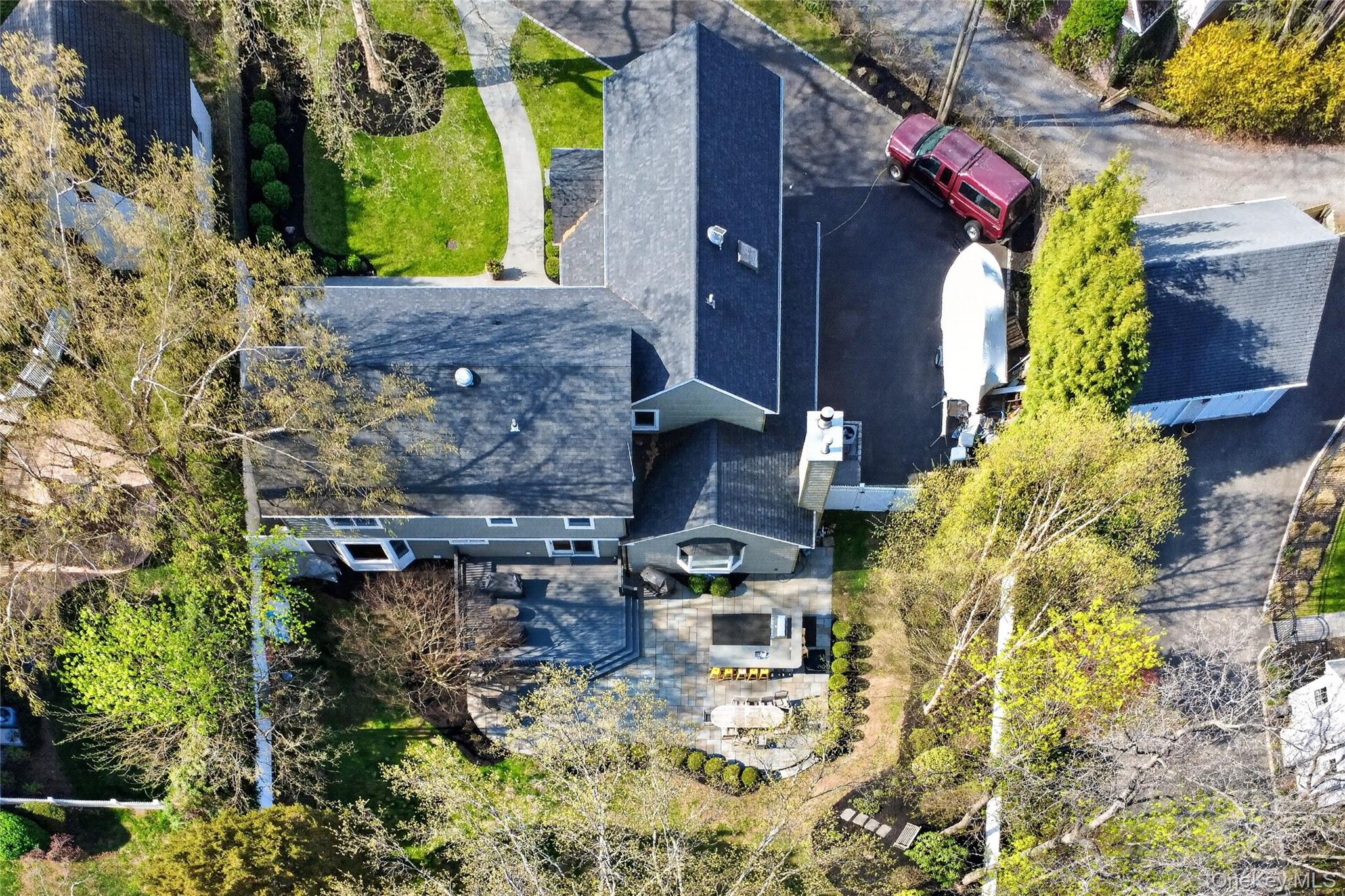21 Midland Street Cold Spring Harbor, NY 11724 - Photo 42 of 44 an aerial view of a house with a yard