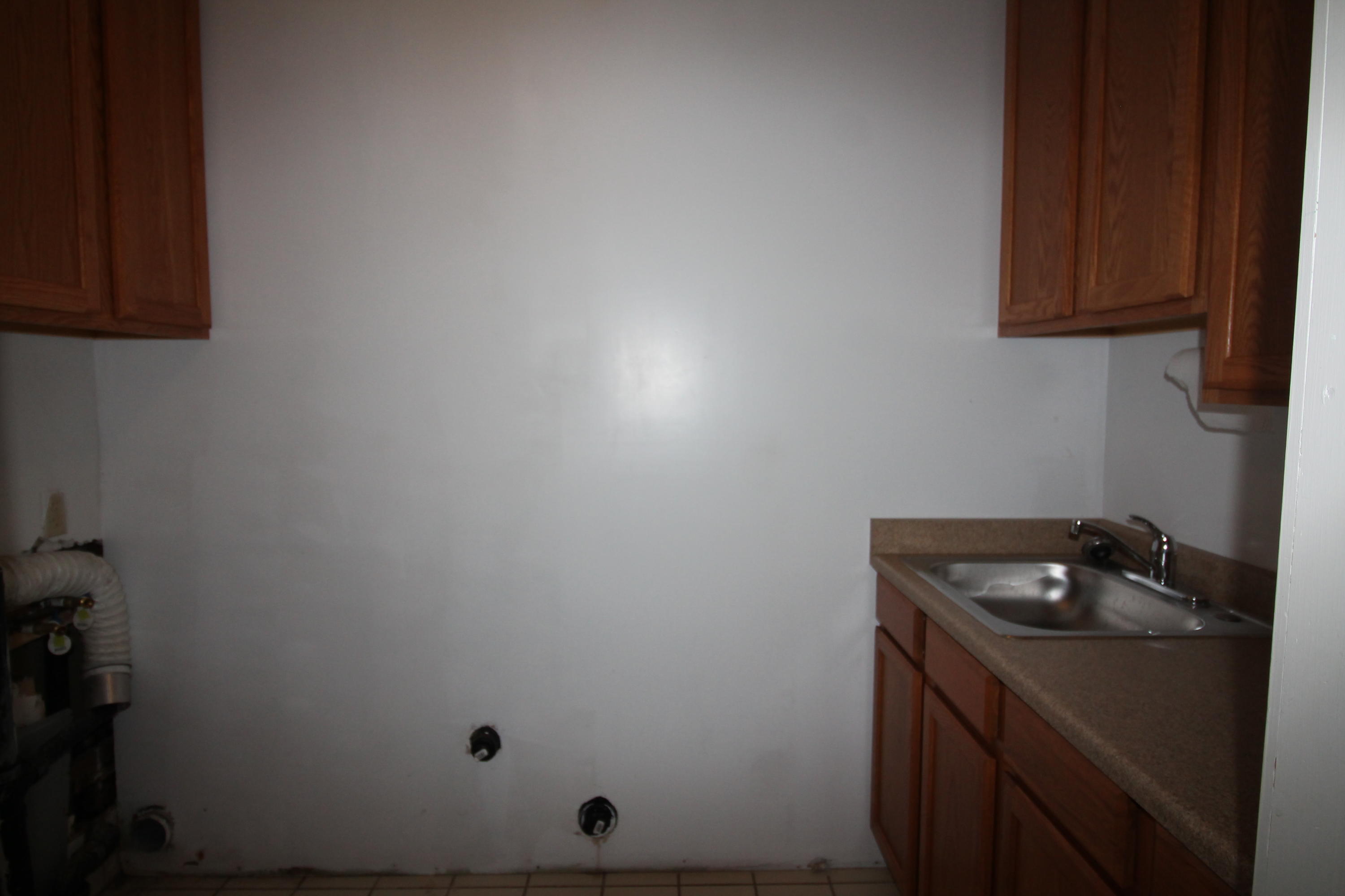 6551 Rohnerville Road Hydesville, CA 95547 - Photo 17 of 31 MIL kitchen/laundry