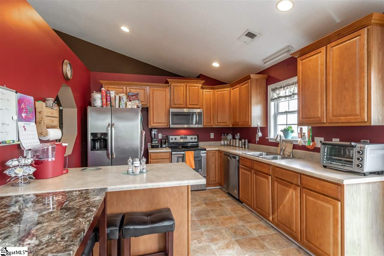 400 Nodine Road Campobello, SC 29322 - Photo 7 of 24